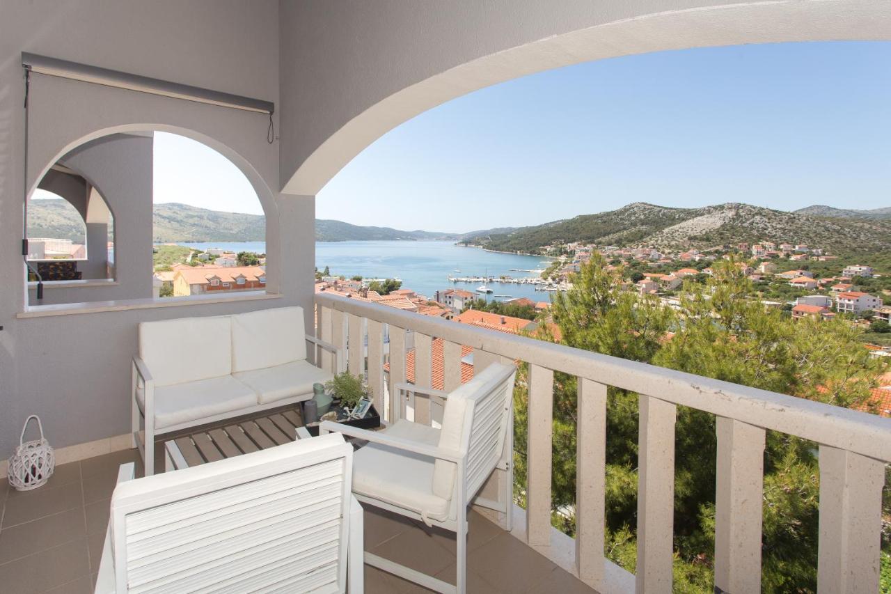 Apartmani Stanic Seget Vranjica Εξωτερικό φωτογραφία
