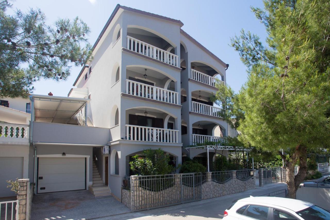 Apartmani Stanic Seget Vranjica Εξωτερικό φωτογραφία