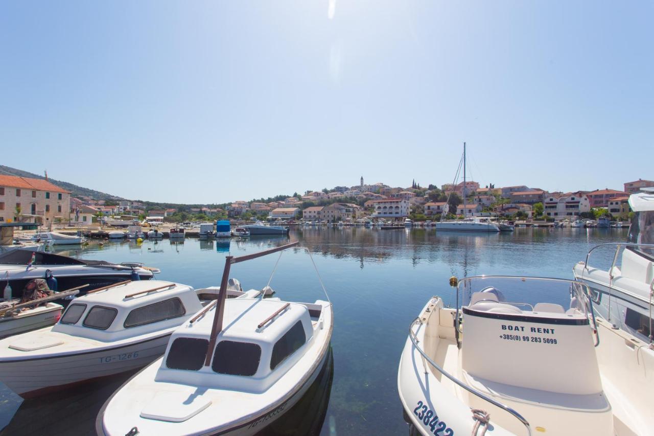 Apartmani Stanic Seget Vranjica Εξωτερικό φωτογραφία