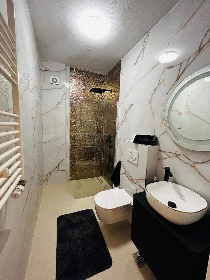 Apartmani Stanic Seget Vranjica Εξωτερικό φωτογραφία