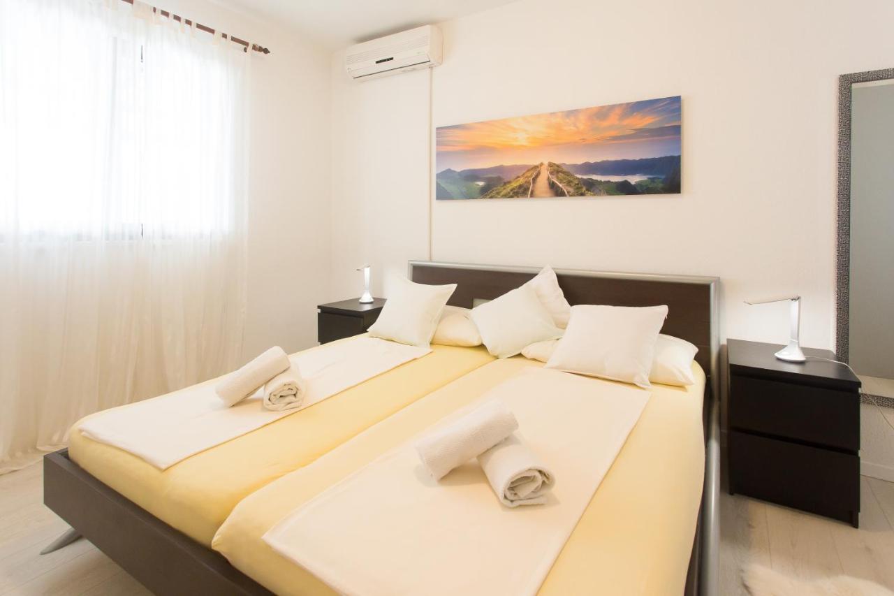 Apartmani Stanic Seget Vranjica Εξωτερικό φωτογραφία