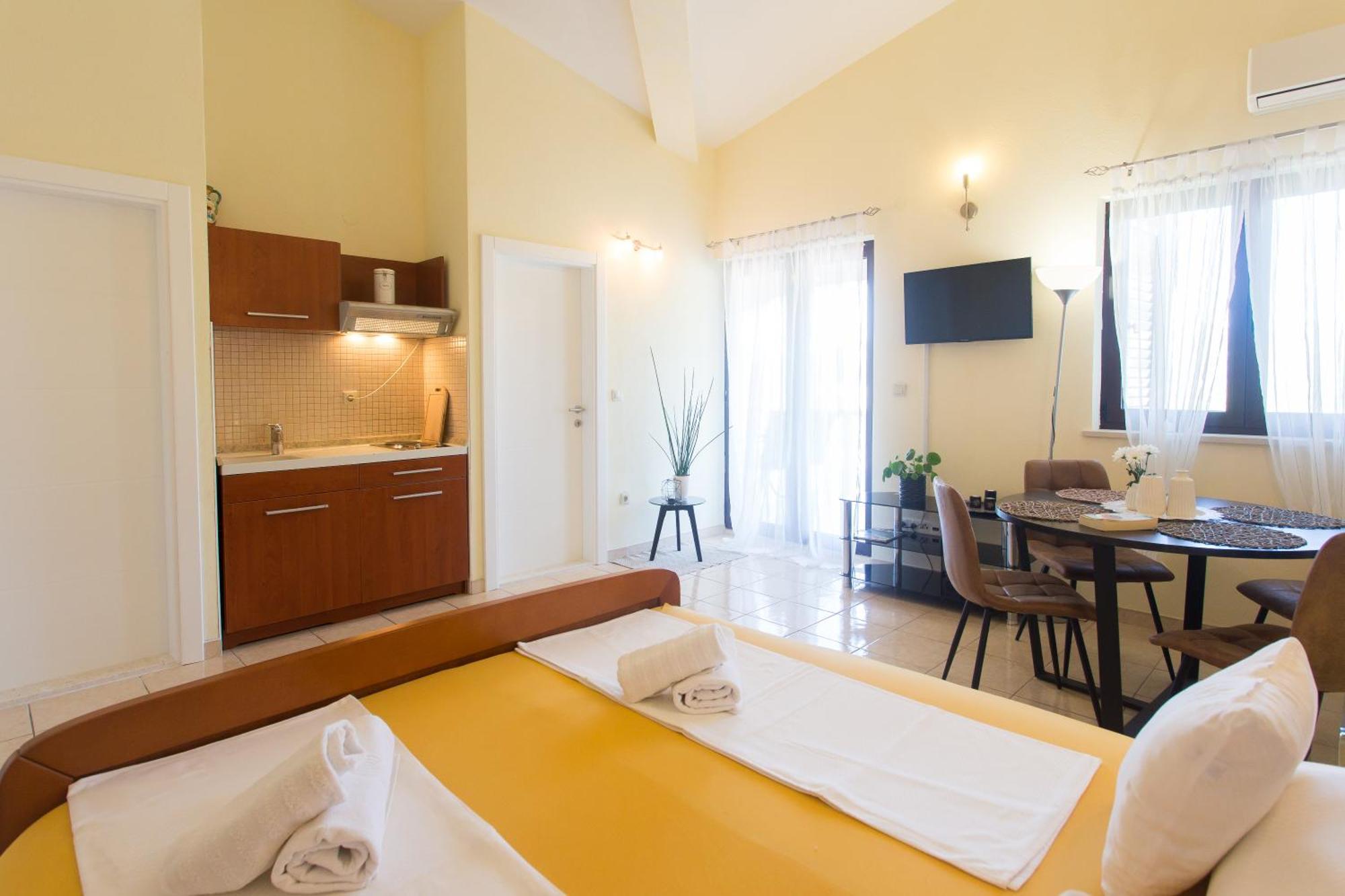 Apartmani Stanic Seget Vranjica Δωμάτιο φωτογραφία