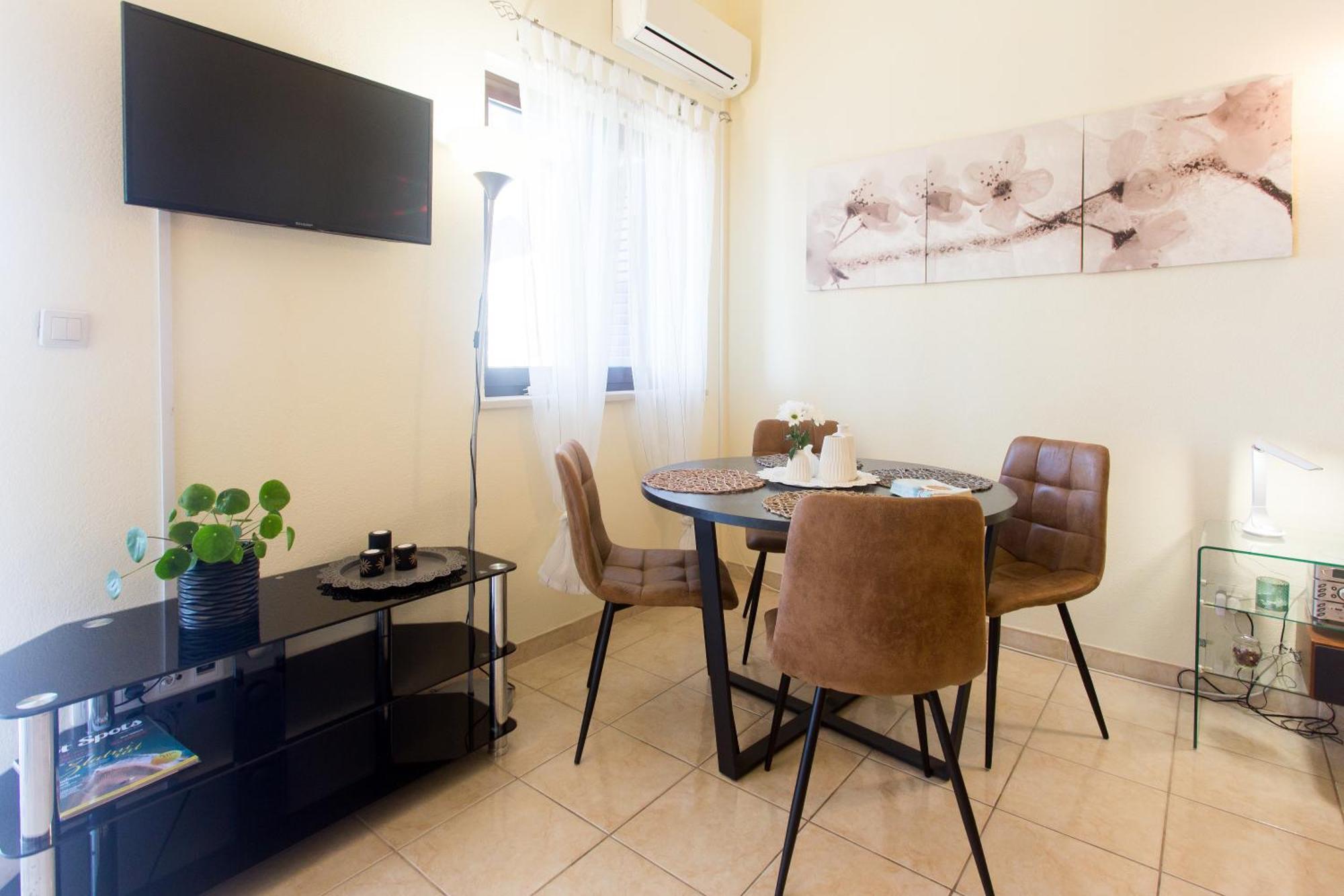 Apartmani Stanic Seget Vranjica Δωμάτιο φωτογραφία