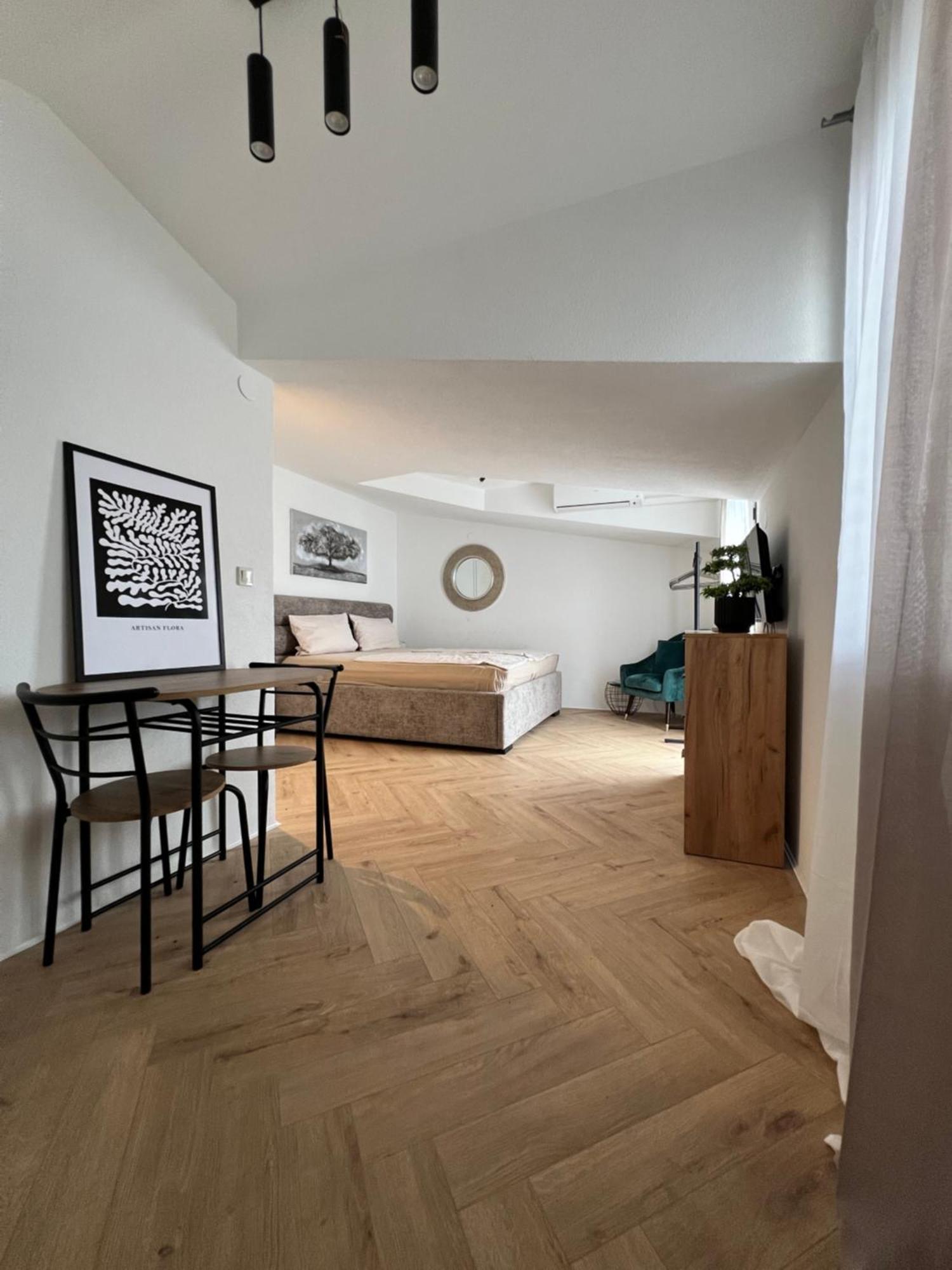 Apartmani Stanic Seget Vranjica Εξωτερικό φωτογραφία
