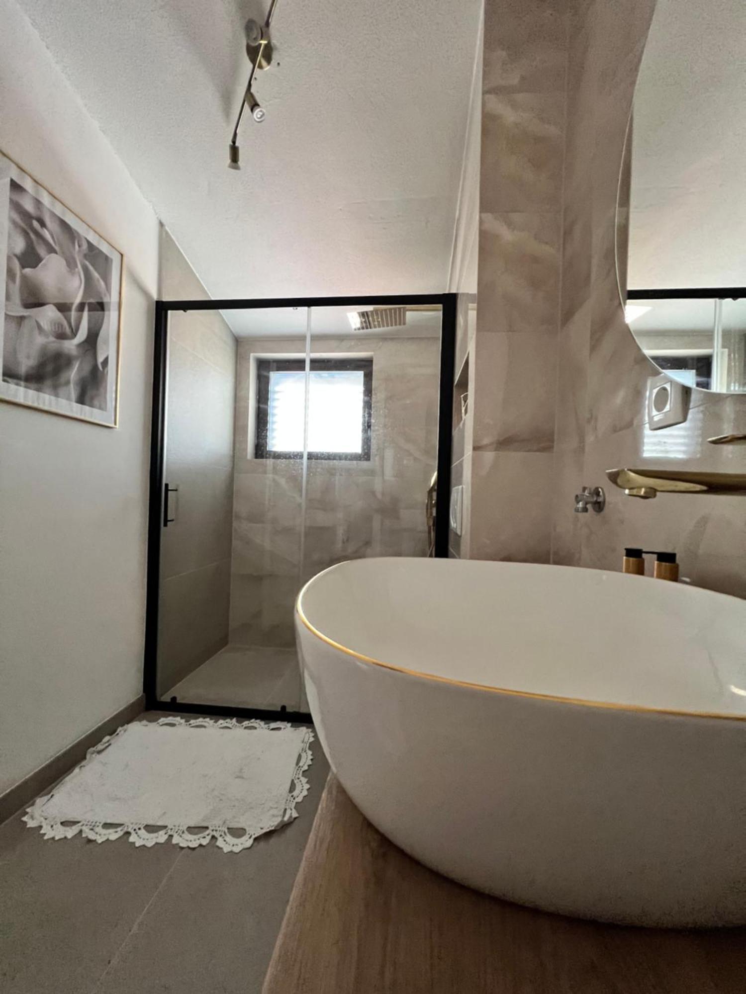 Apartmani Stanic Seget Vranjica Εξωτερικό φωτογραφία