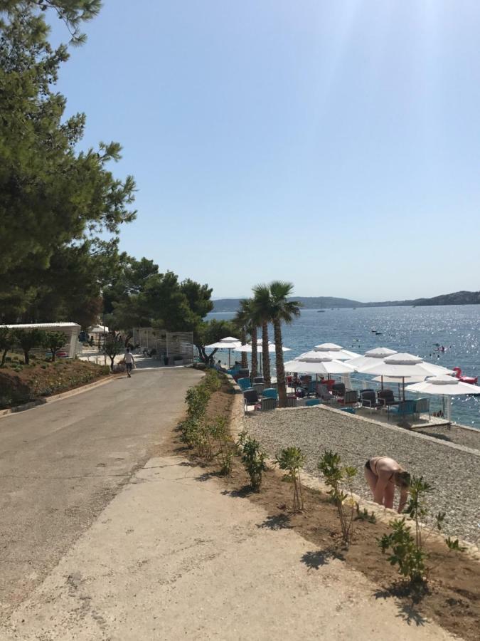 Apartmani Stanic Seget Vranjica Εξωτερικό φωτογραφία