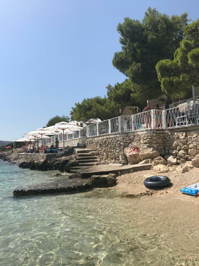 Apartmani Stanic Seget Vranjica Εξωτερικό φωτογραφία