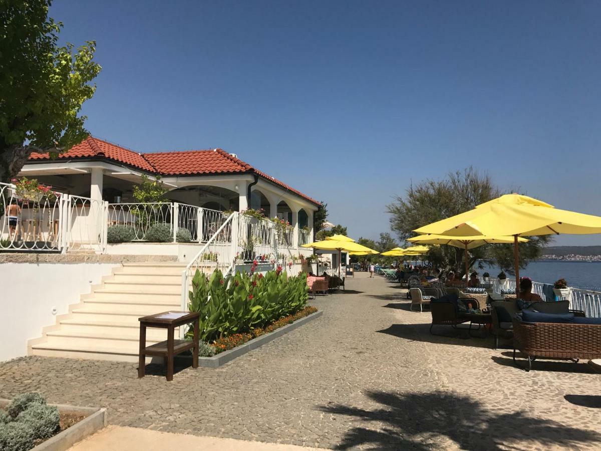 Apartmani Stanic Seget Vranjica Εξωτερικό φωτογραφία
